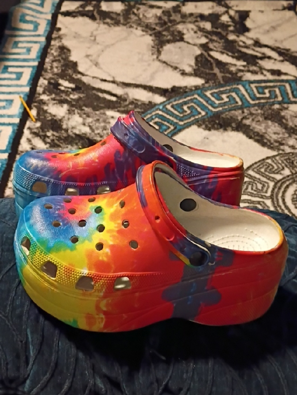 Kids Tie-Dye Platform Clog Sandals - Rainbow